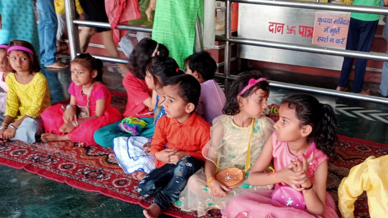 Chaitra Navratri 2024 Maha Ashtami today girls worshiped in homes and temples Uttarakhand Watch Photos