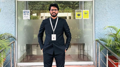 Gorakhpur's Nausheen got ninth rank in UPSC exam, SDM Khajni Shivam Singh also became IAS.