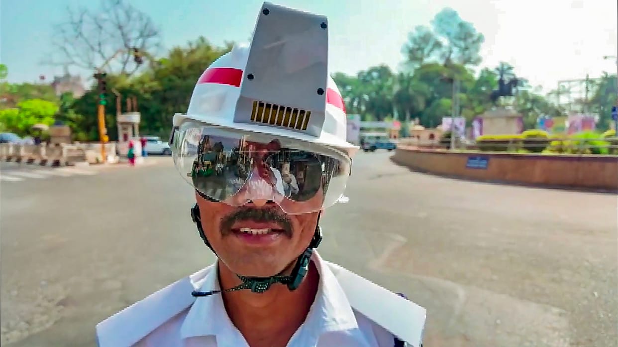 IIM Vadodara students make AC Helmet for Traffic Police to beat scorching heat waves summers in India