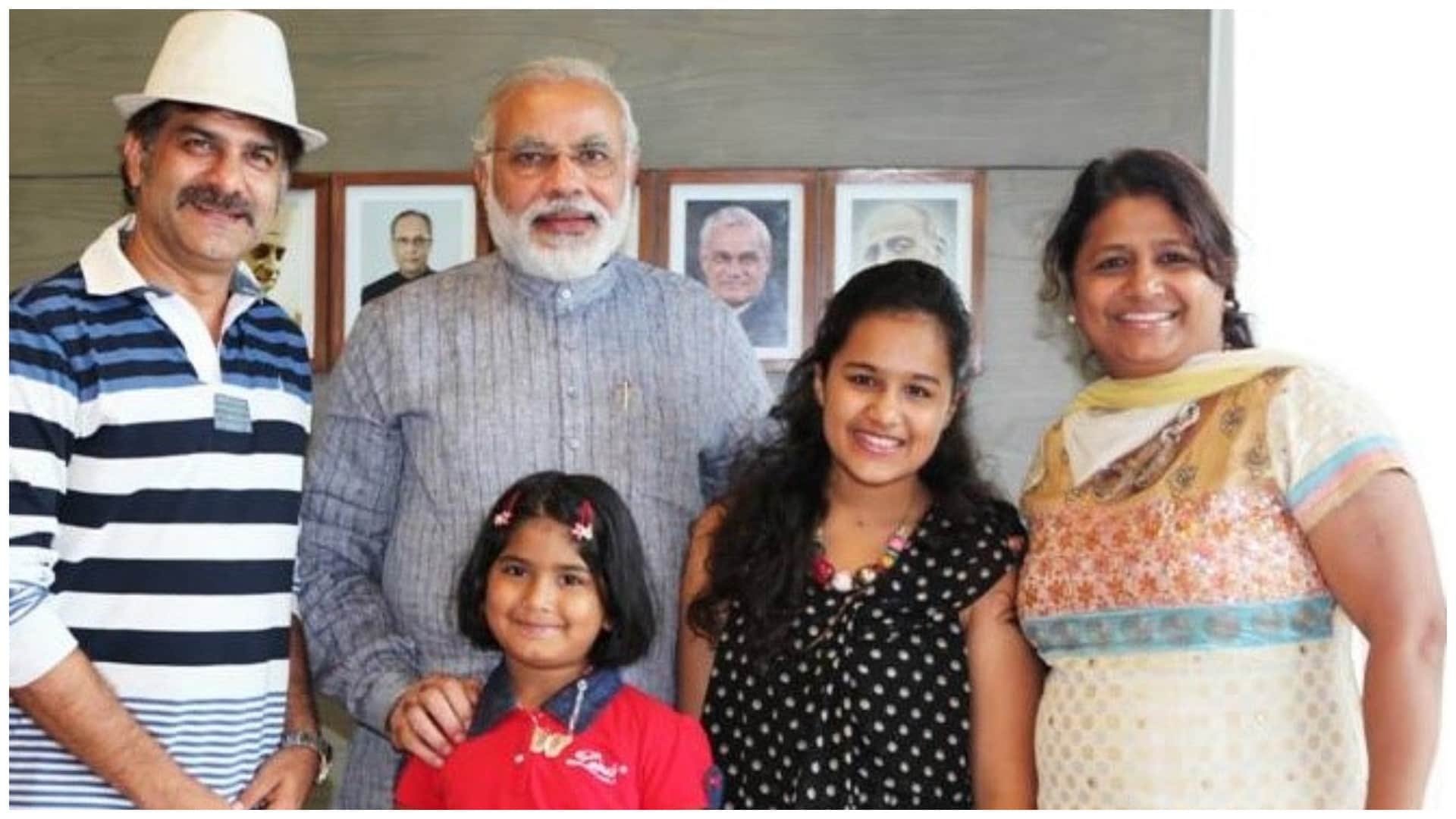 J D Majethia Escaped becoming a Victim of online Fraud Know What kind of excuse he made to Escape Cleanly