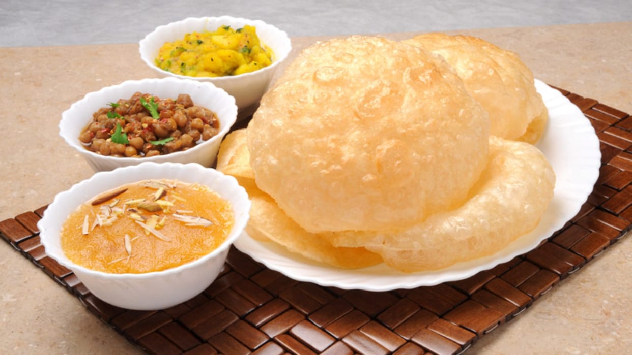 chaitra Navratri 2024 kanya pujan vidhi in hindi Recipe of Halwa puri for kanjak puja