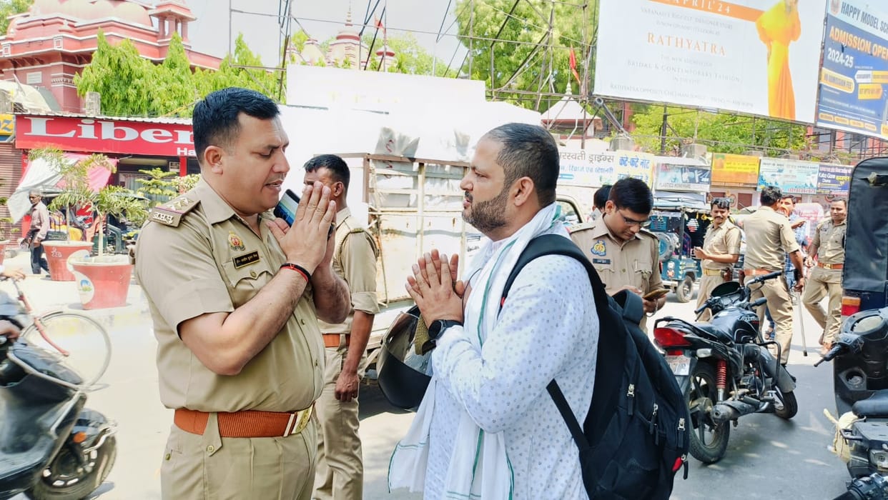 Challan of 968 without helmet and 277 vehicles seized in varanasi
