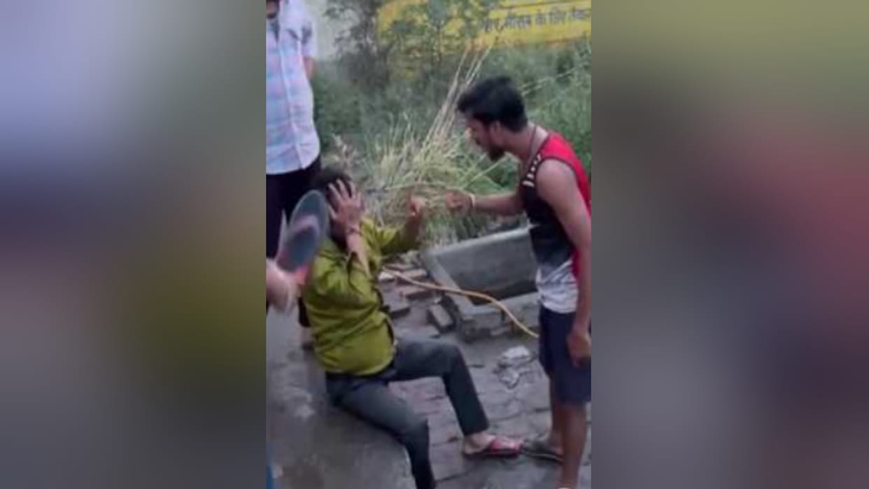 Scheduled caste youth beaten with shoes and slippers after leaving job in Meerut