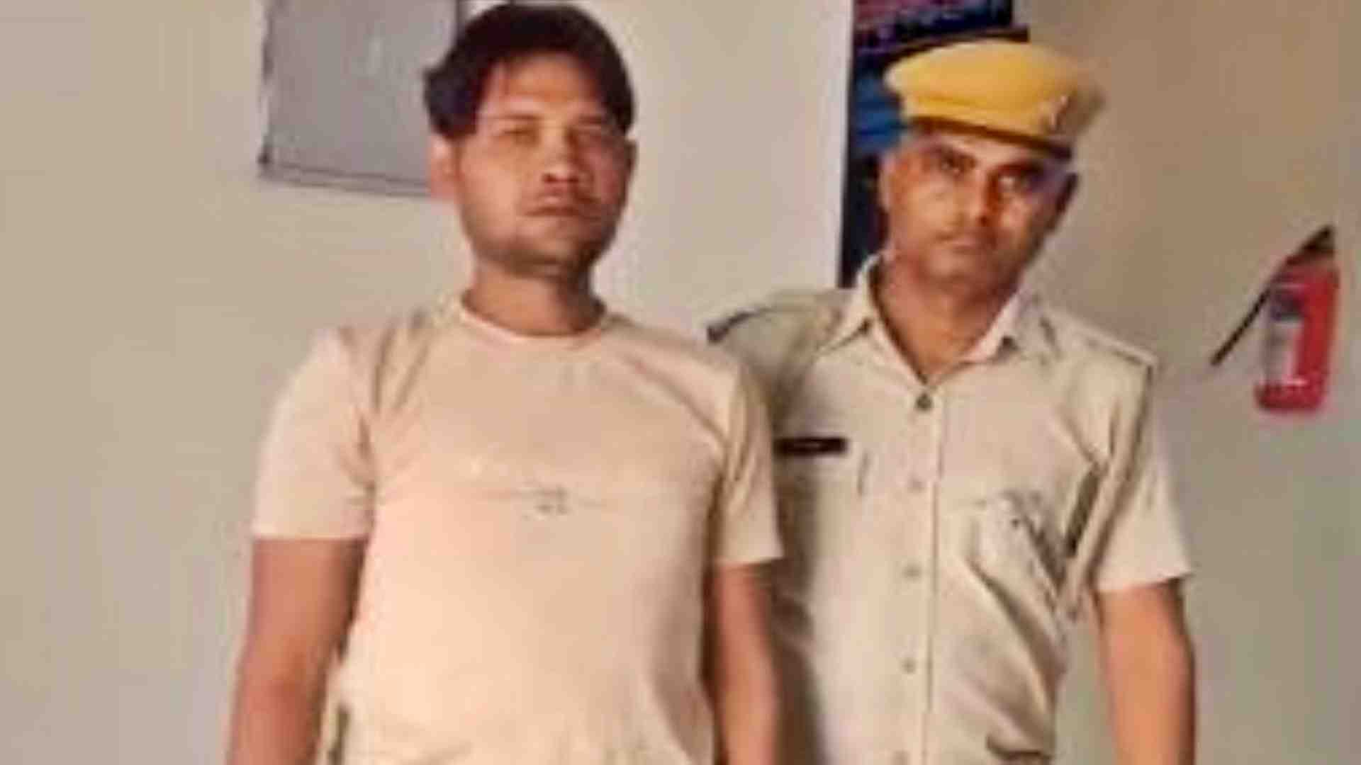 पुलिस की गिरफ्त में आरोपी।