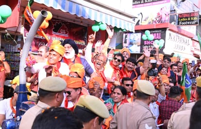 Mission 2024: Chief Minister Yogi Adityanath held road show in Saharanpur