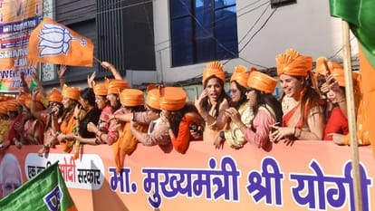 Mission 2024: Chief Minister Yogi Adityanath held road show in Saharanpur