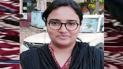 UPSC Result: District Disabled Empowerment Officer Surabhi becomes IAS, achieves 56th rank