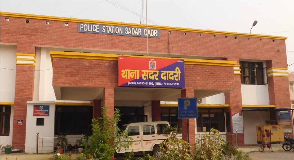 Big action by Dadri Police in Lok Sabha Elections, car driver caught carrying liquor and beer without license