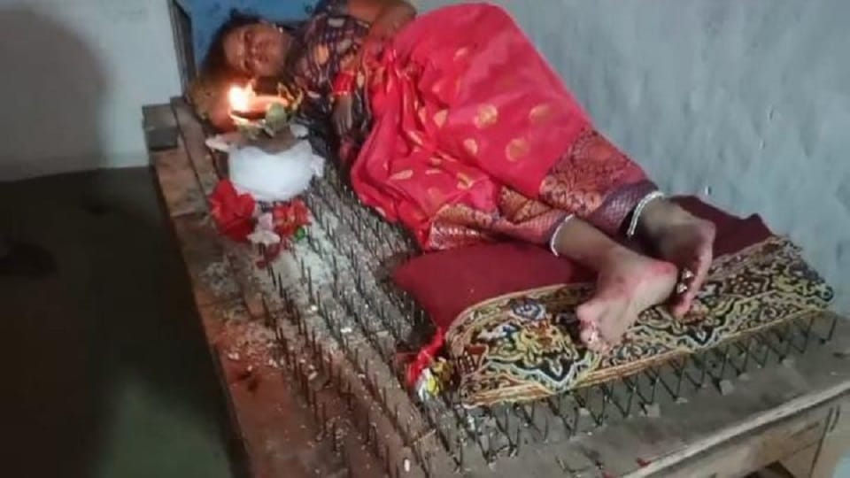 Mother Durga came in the dream On the advice of Mother Ishwari made a cot with iron nails in Korba
