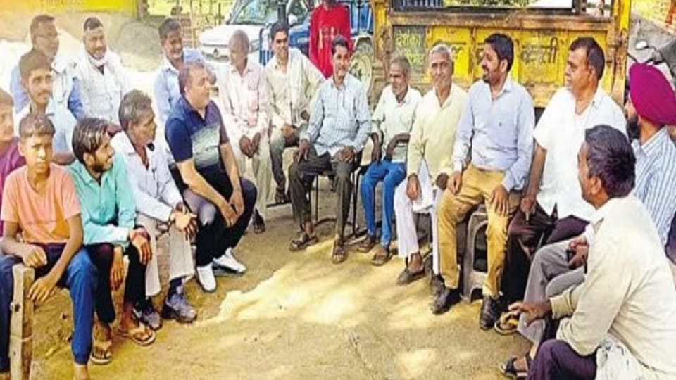 Ground Report Bulandshahr: Dissatisfaction with public representatives, but will vote