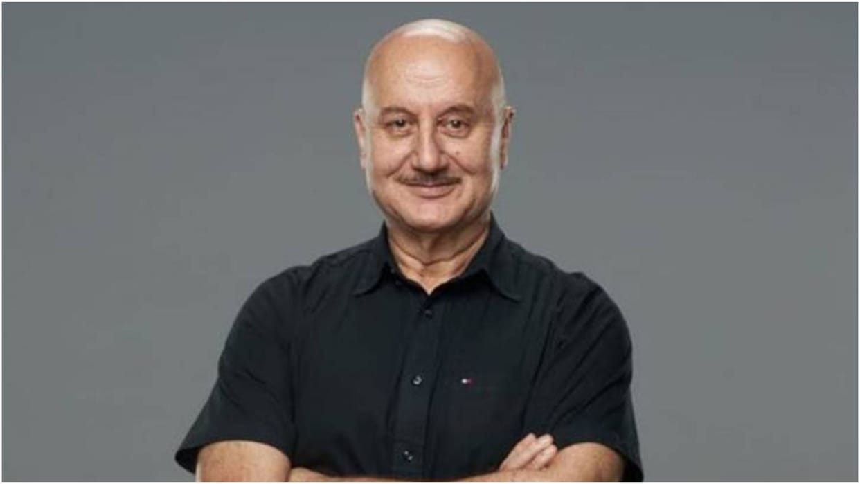 Anupam Kher shares his Old Motivational video from COVID 19 pandemic Time says Life can change without warning