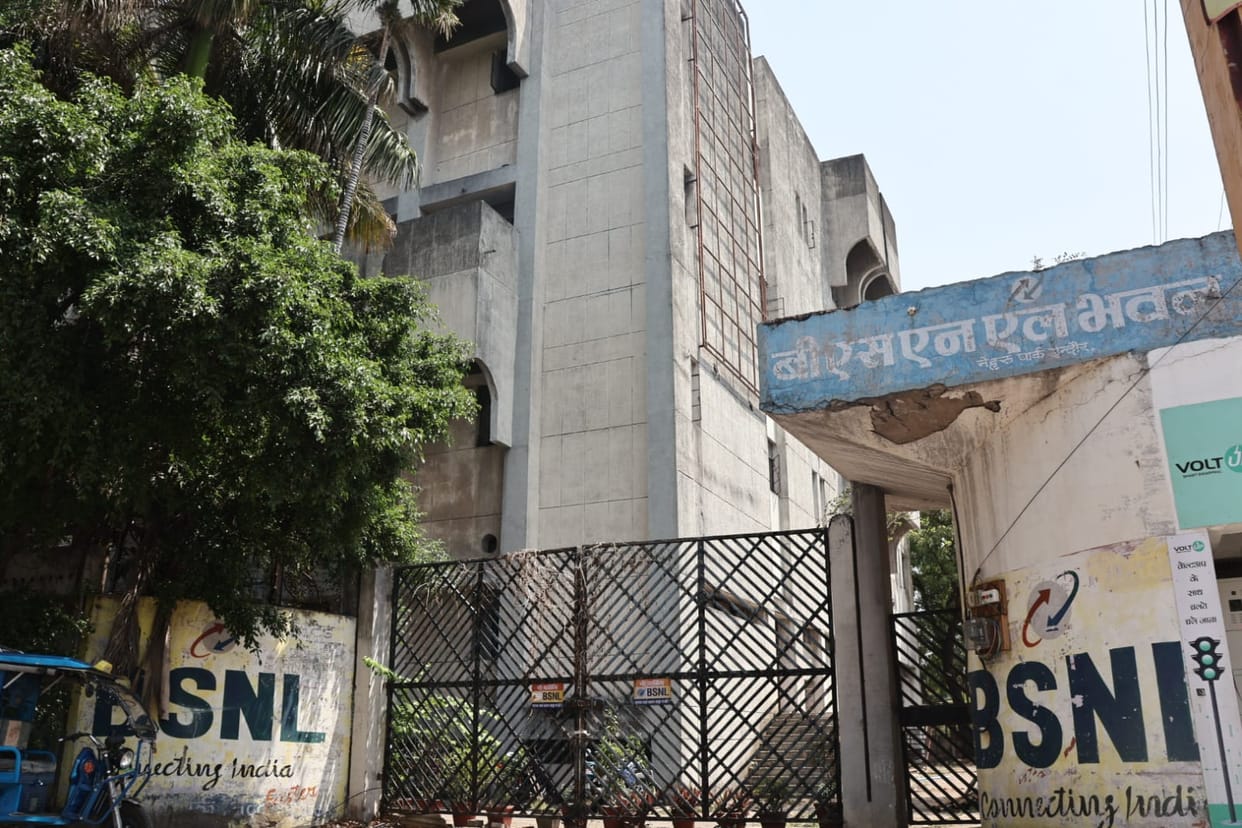 Indore: Tortoise move of BSNL - 11 thousand copper connections were to be changed in three months, but even th