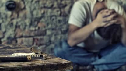 Mumbai Two Die of Drug Overdose at Goregaon NESCO Centre Five Arrested