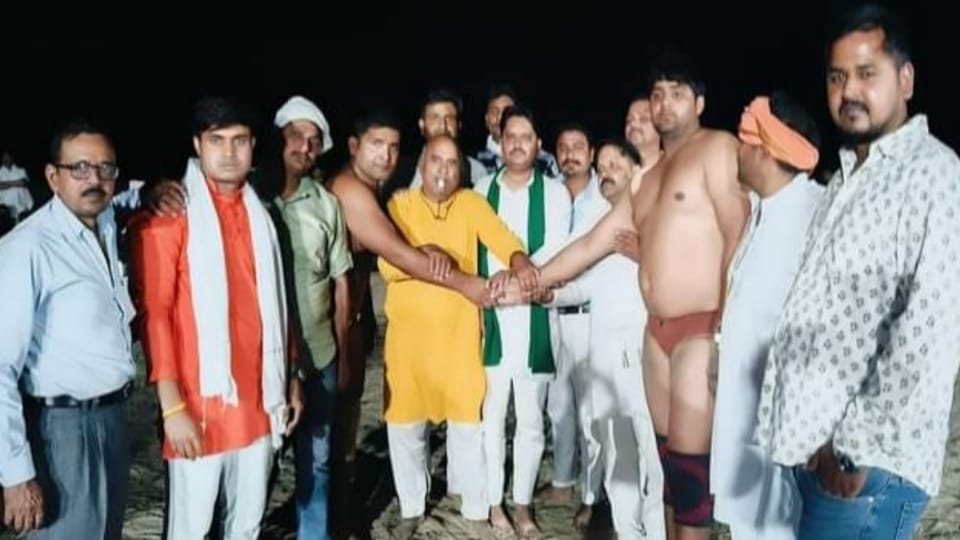 Braj wrestlers dominated Dagal held in Etah