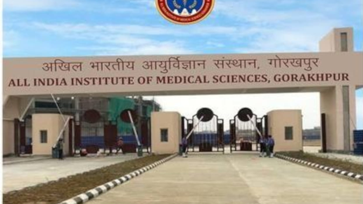 Post-mortem of bodies washed up in the Narayani River has begun at AIIMS Gorakhpur.