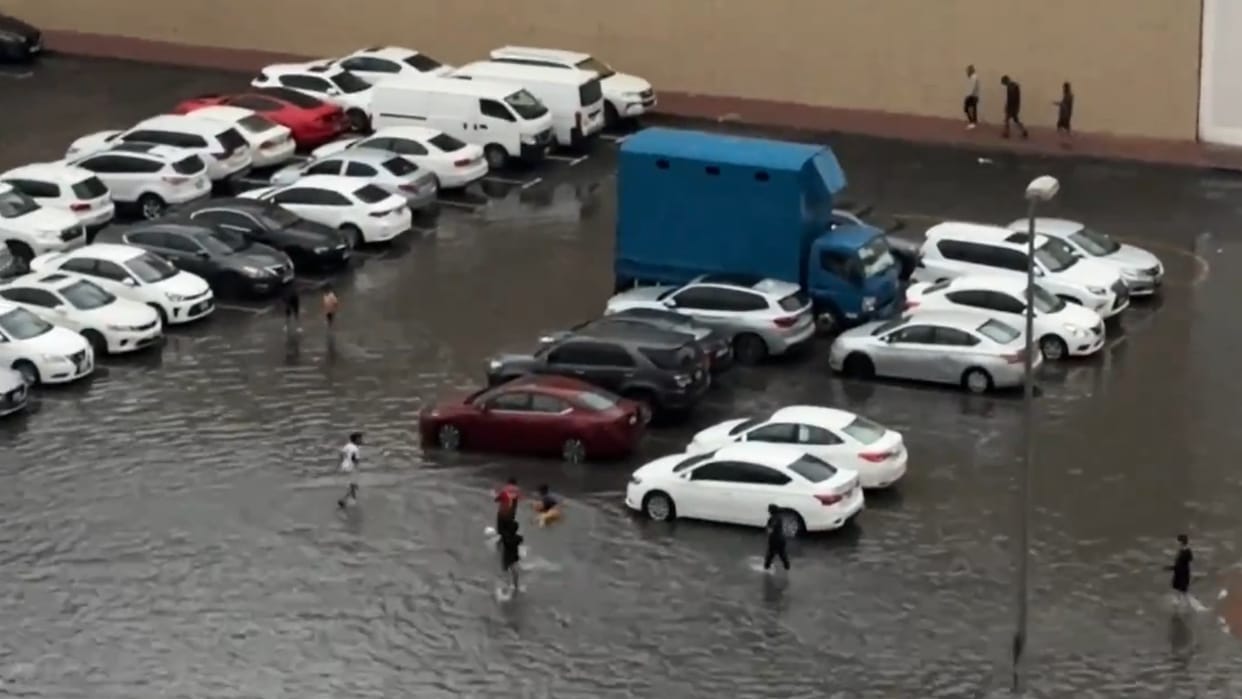 Weather: Heavy storms and rains hit Gulf, Oman toll rises to 18