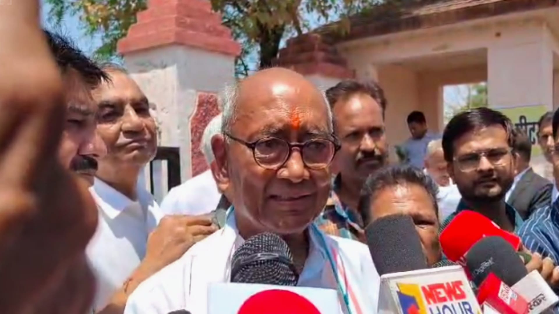 पूर्व सीएम दिग्विजय सिंह