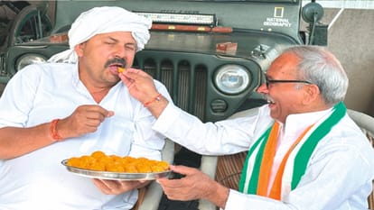 Akhand Jyoti light up at Kisan Bhavan Muzaffarngar, Tikait brothers yet not says Vijay Bhav
