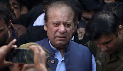 'Jaishankar's visit is an initiative to melt the ice in relations' Nawaz stressed on restoration of relations