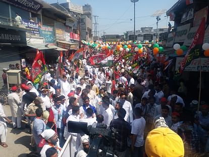 Priyanka Road Show: Priyanka Gandhi road show in Saharanpur loksabha today