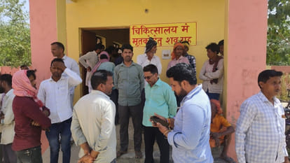 three people died in separate head-on accidents in Sant Kabir Nagar.