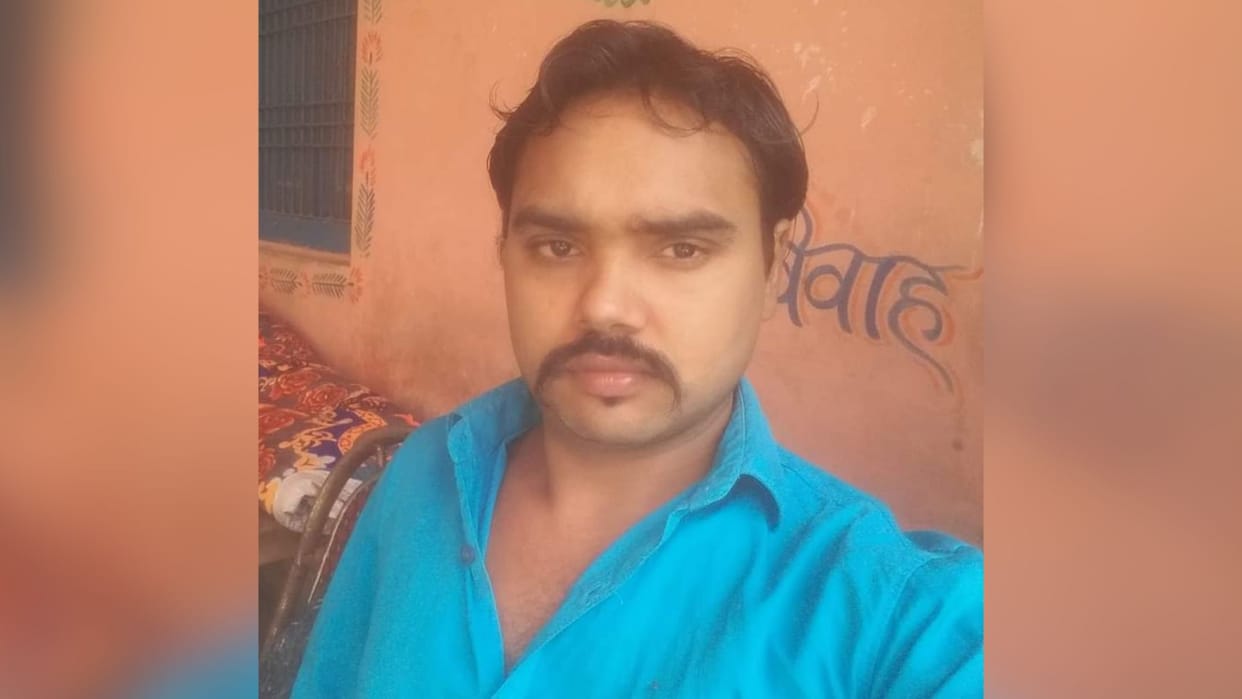 dead body young man found in Azamgarh who had left for Lucknow