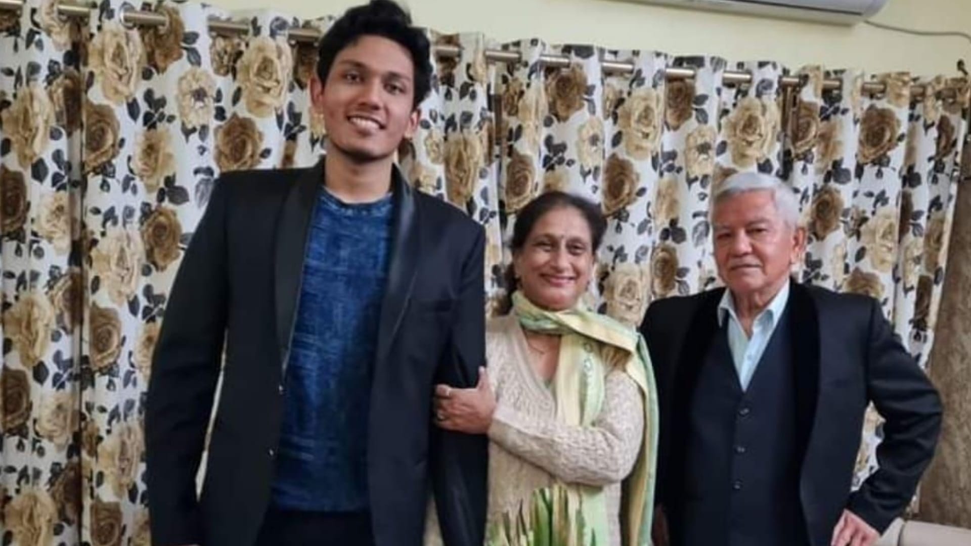 UPSC Result: Read about the toppers of UPSC Exam of Lucknow.
