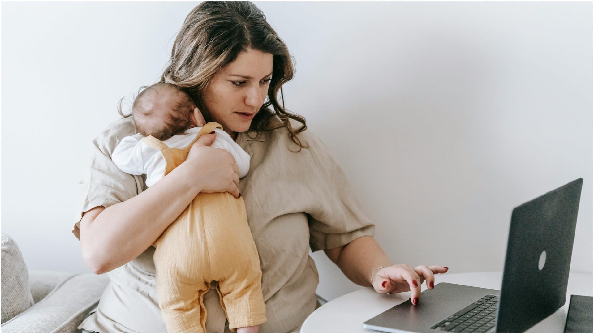 Relationship Tips Mistakes To Avoid 5 Things Can Ruin Working Couples' Relationship