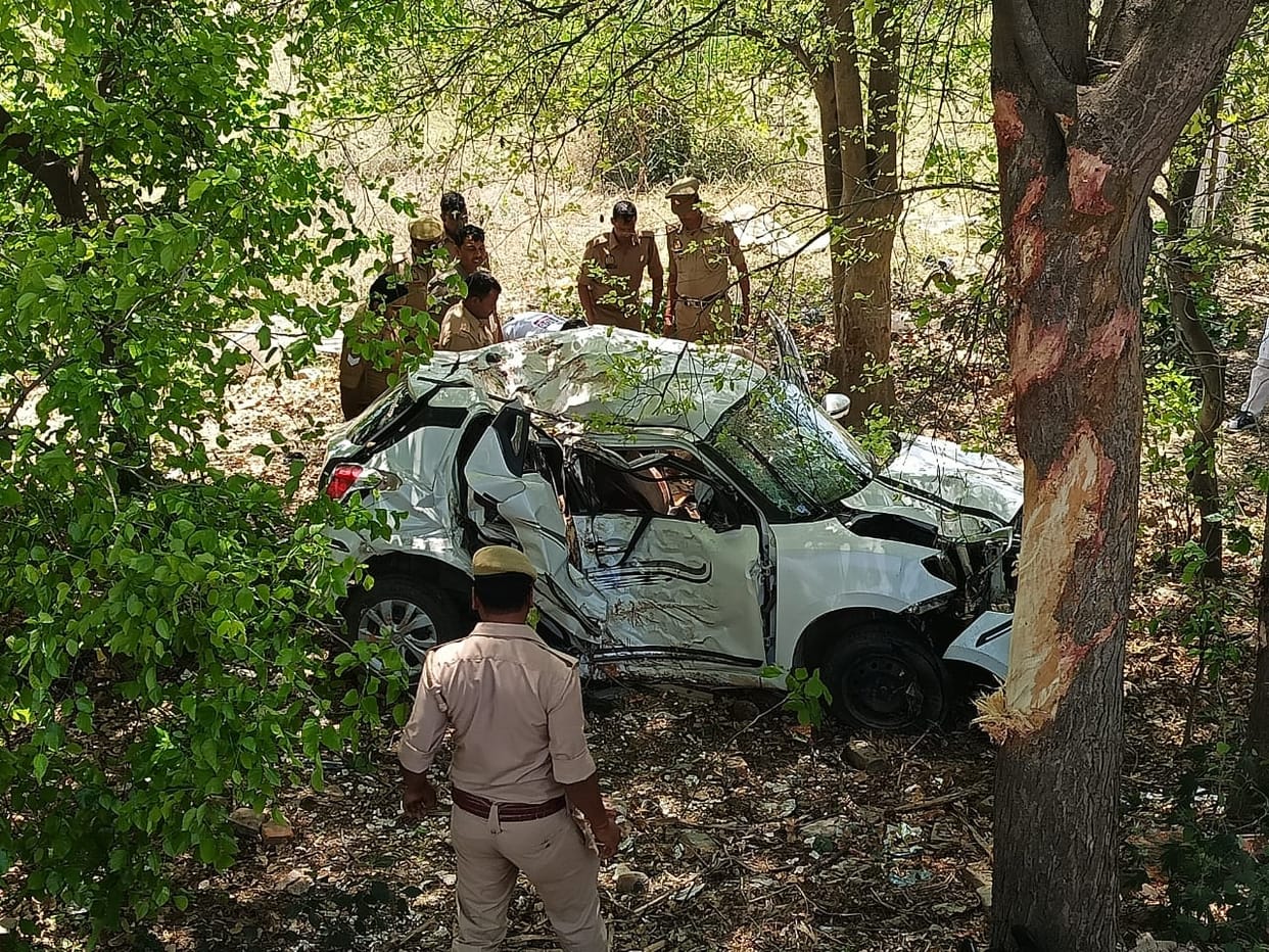 Three died in an accident on Lucknow Ayodhya highway in Barabanki.