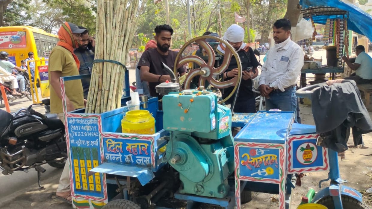 The scorching heat and hot winds increased the troubles of the city residents