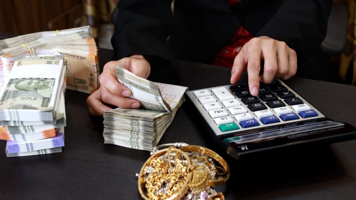 Rating agency S&P claims banks may have to slow down loan growth in current financial year