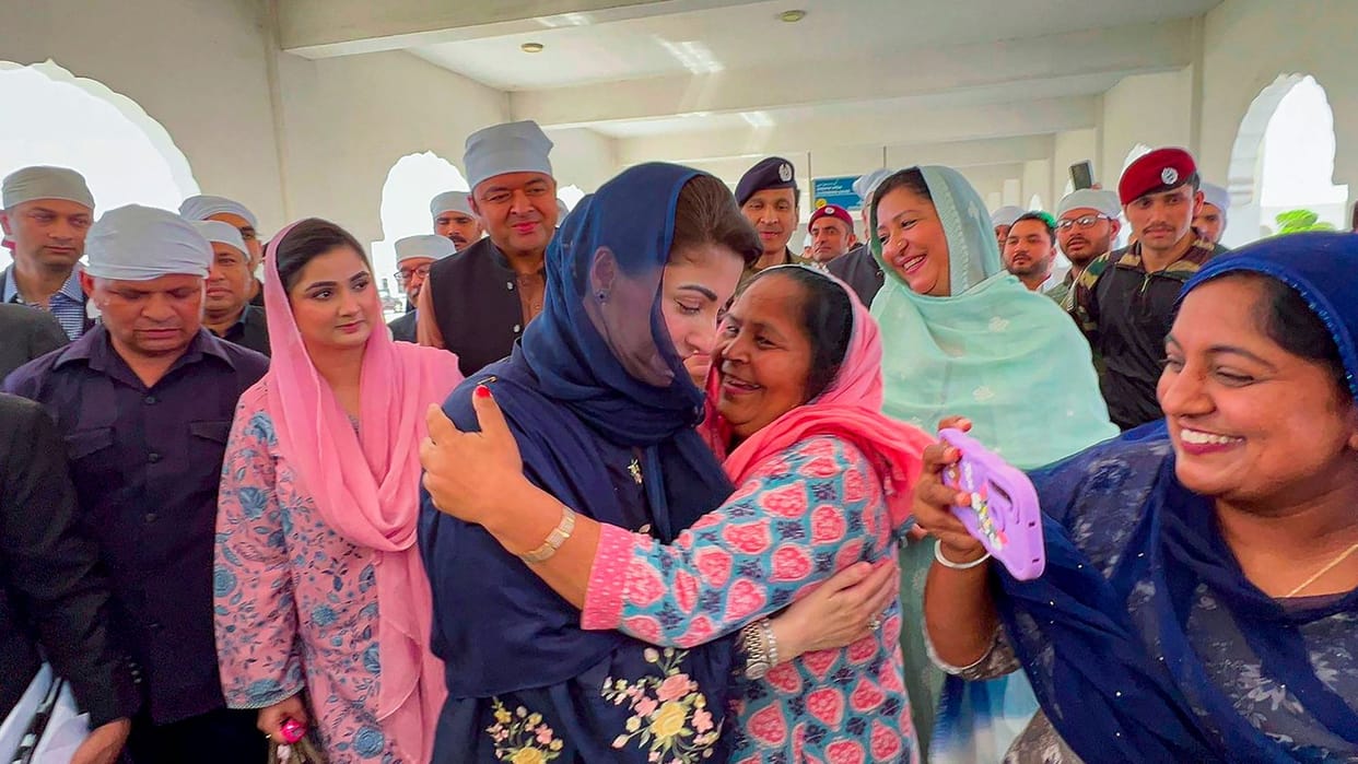 Pakistan should not fight with its neighbours, says Maryam Nawaz quoting her father while addressing Sikhs