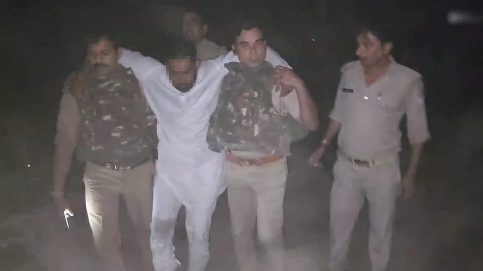 Banned animal smuggler shot in leg in encounter