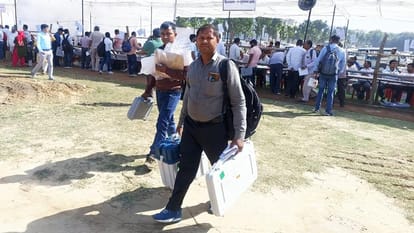 Rampur seat: Polling parties leave for elections, six candidates decided tomorrow, voting 1789 booths