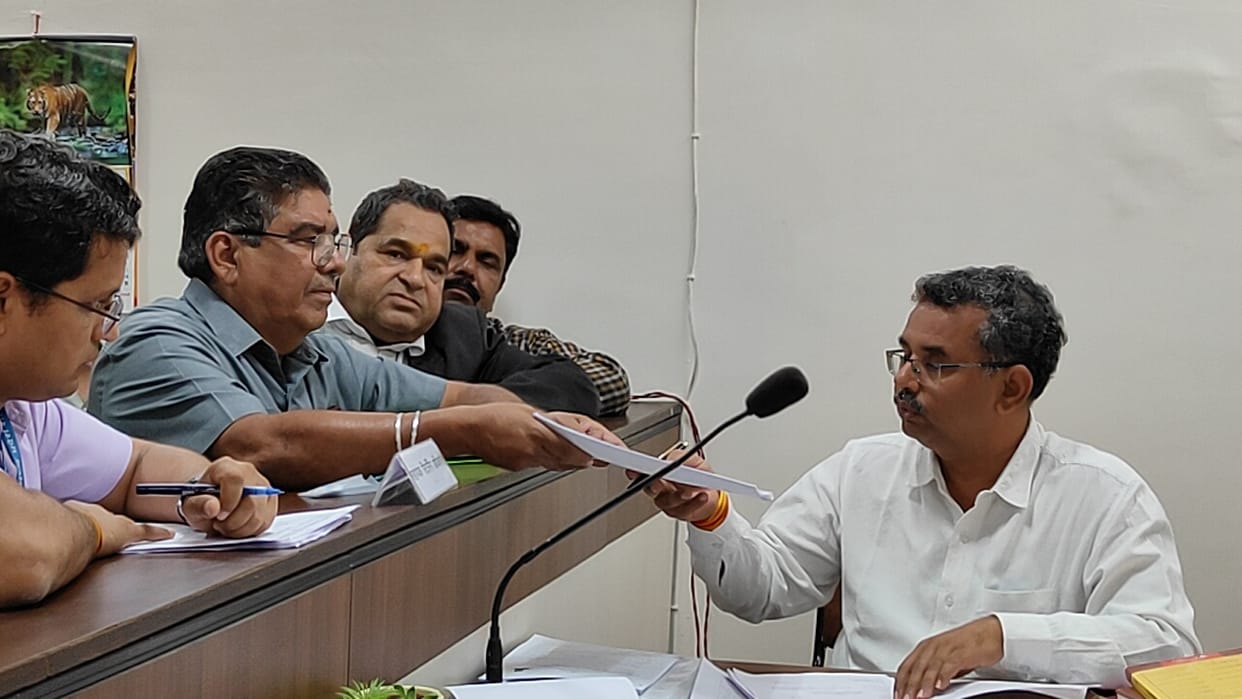 Indore: Tolani is following his father's tradition by contesting Lok Sabha elections, contesting elections for