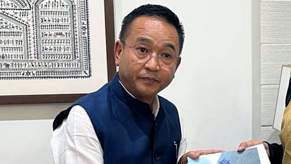 Sikkim Cm Ps Tamang Allocates Portfolios To Ministers - Amar Ujala ...