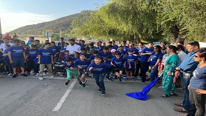 Udaipur News: ऑटिज्म के प्रति भ्रांतियों को दूर करने के उद्देश्य से रन फॉर ऑटिज्म, जनसामान्य को दिया संदेश Udaipur News: Run for Autism aims to remove misconceptions about autism, gives message to general public