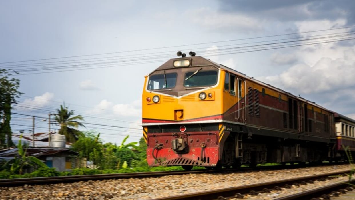 First Manaskhand Express train starts from Pune to Uttarakhand 280 tourists will come
