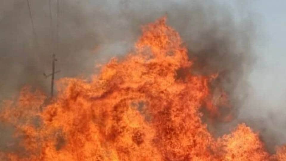 Fire breaks out at Mangolpuri furniture market; 6 shops damaged