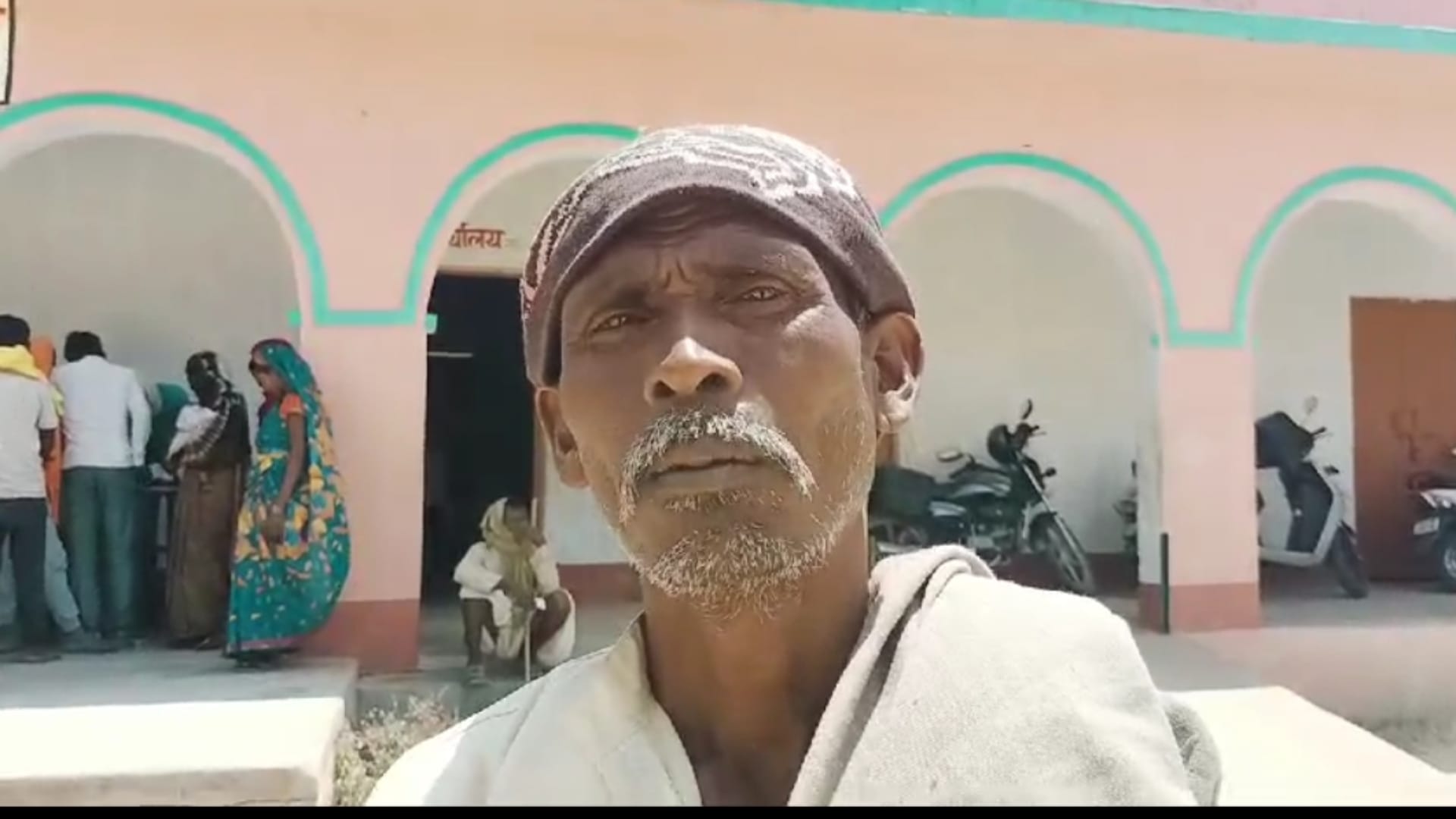 मतदाता।