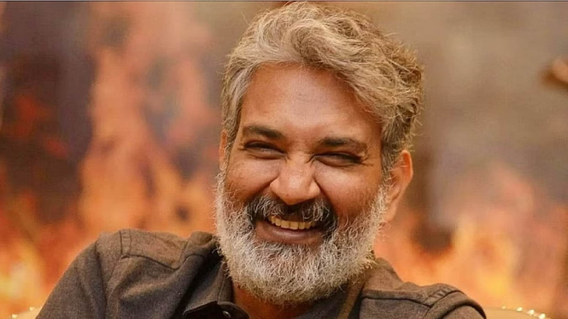 Mahesh Babu SS Rajamouli kl narayana spotted at hyderabad airport after Dubai trip to shares update on SSMB 29
