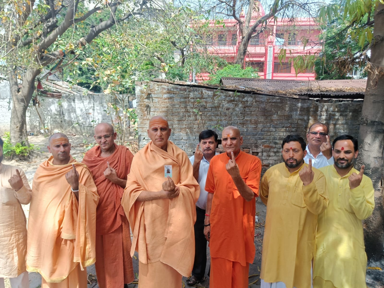 Uttarakhand Lok Sabha Election 2024 Phase 1 Voting on five states Political leaders Give Vote Photos
