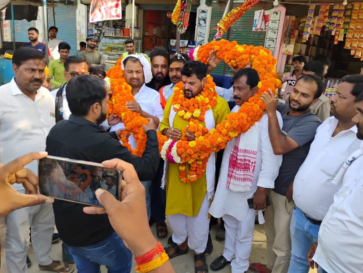 Gonda News: Principal suspended for being part of Brij Bhushan's convoy