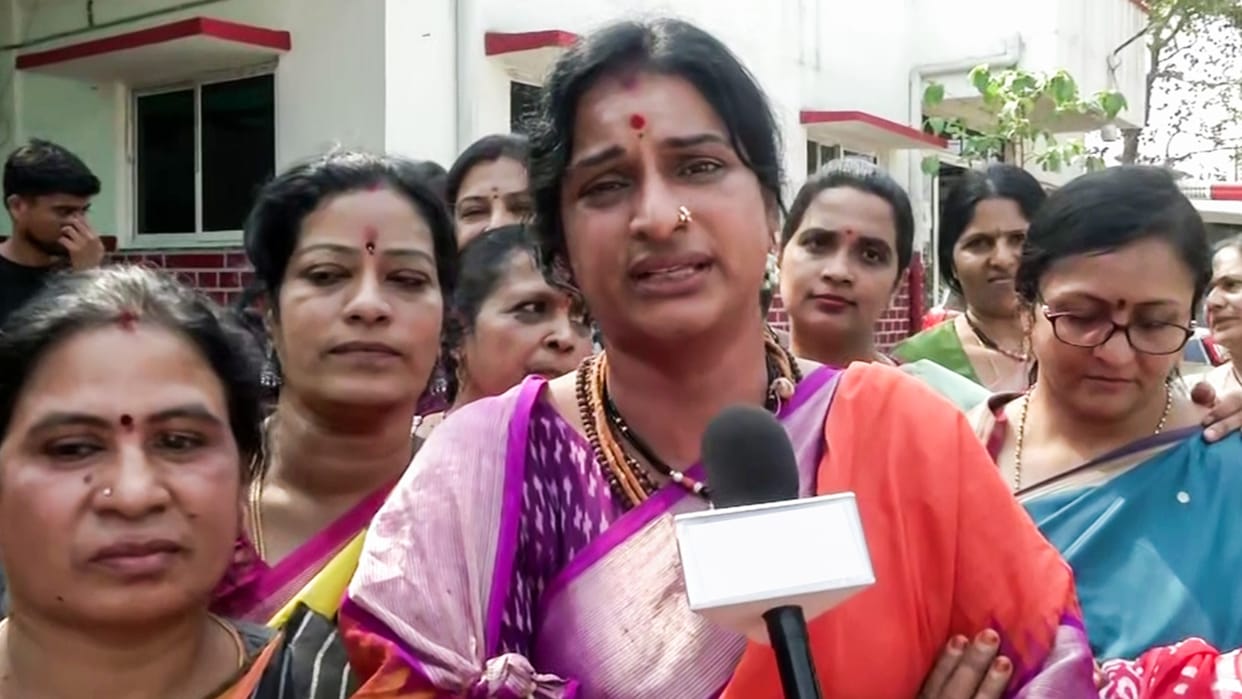 Hyderabad Masjid BJP Candidate Madhavi latha reaction Ram Navami viral video