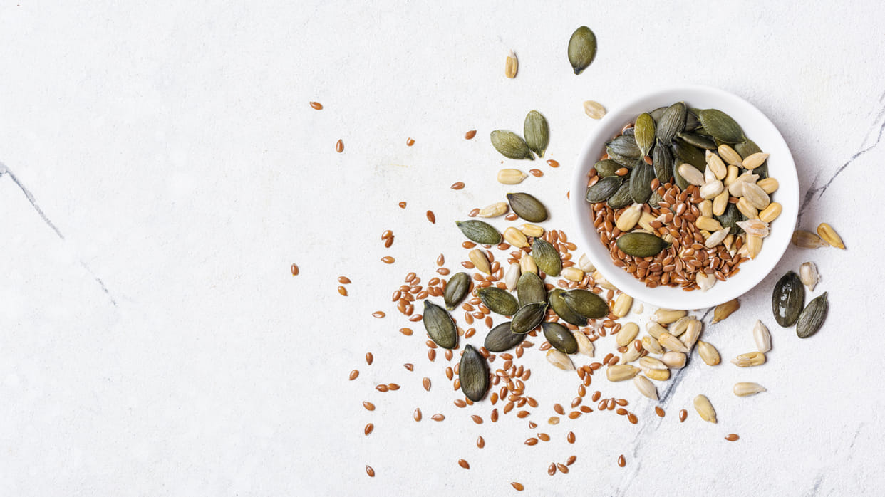 Best Seeds For Natural Glowing Skin Care Foods in Hindi