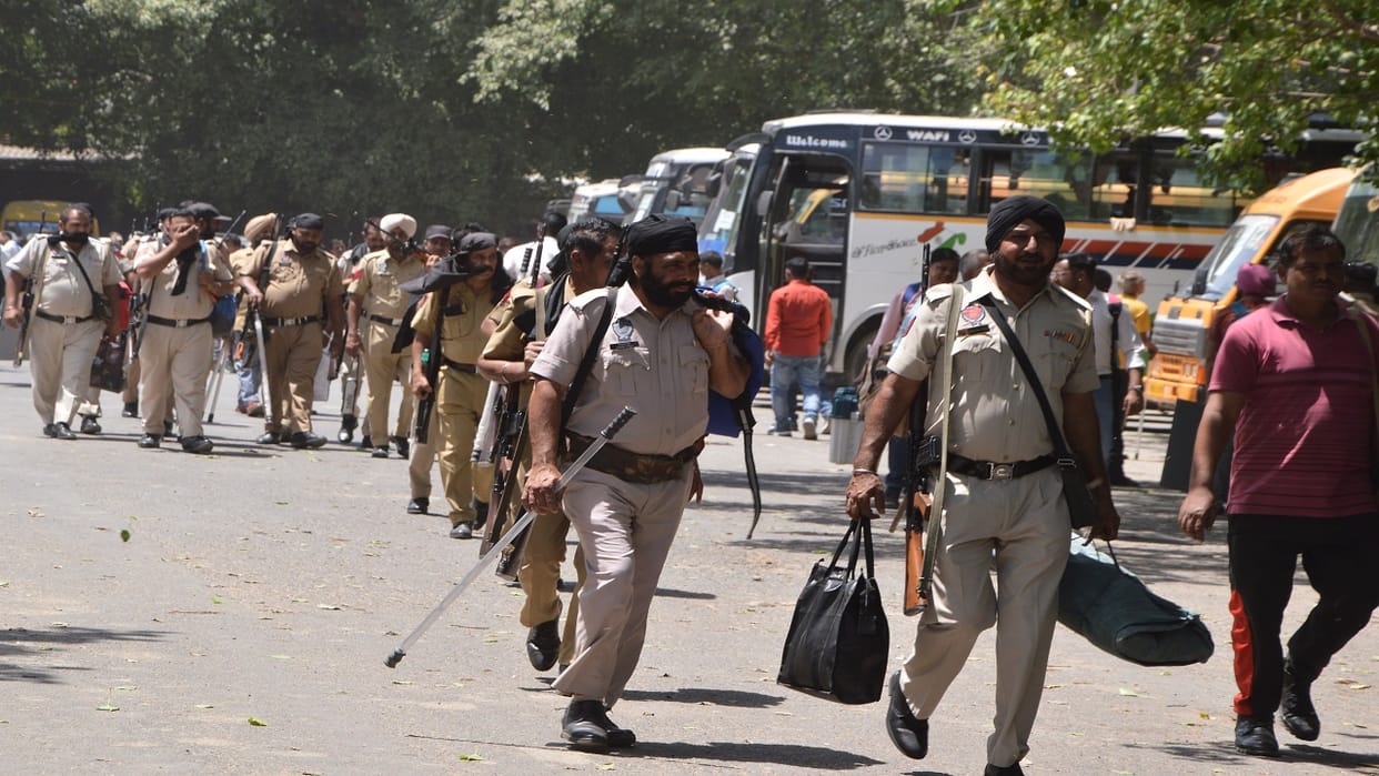 Arrival of paramilitary forces begins in Bareilly for Lok Sabha elections 2024