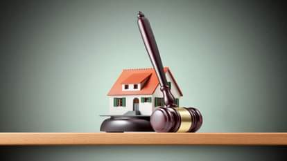 संपत्ति खरीद से पहले कानूनी सलाह।