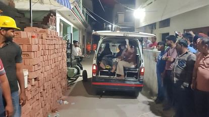 Ropar News: जैक लगाकर घर को ऊंचा कर रहे थे मजदूर, अचानक गिरा दो मंजिला मकान, चार की गई जान Many Laborers Died After Roof Collapse Of House In Ropar