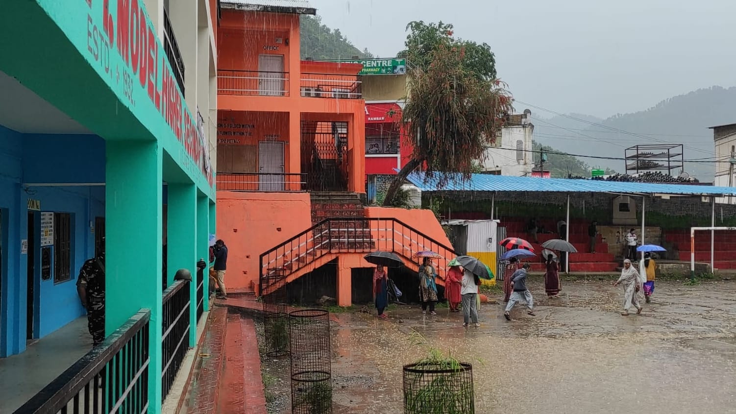 Udhampur Lok Sabha election : Voting continues in Udhampur seat amid strong winds and rain