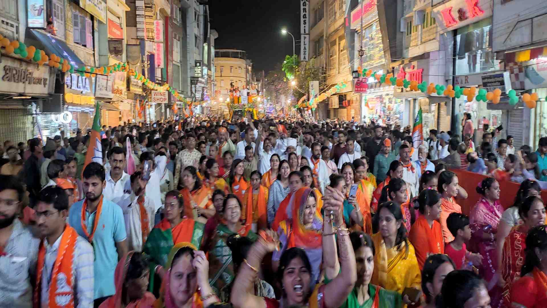 उदयपुर में अमित शाह का रोड शो।